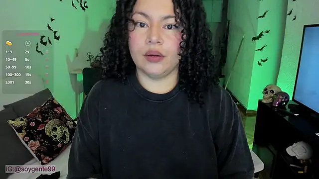 Snapshot of Chubby_Licius chatting on 10.18.25 Chubby Licius online show from 10.18.25