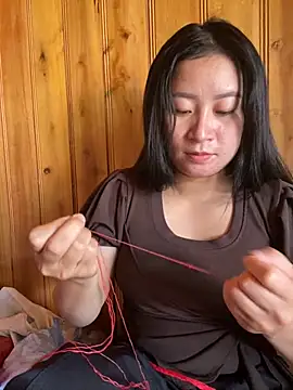 violet-00 online show from 10.10.25