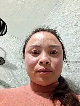 xuxulovezz online show from 11.25.25