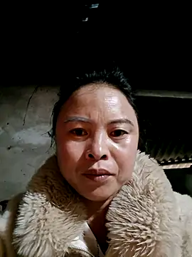 xuxulovezz online show from 02.01.26