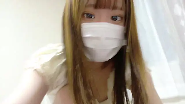 Snapshot of --rino-- chatting on 06.07.26 --rino-- online show from 06.07.26