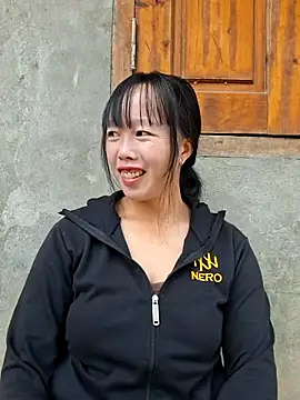 helenzz online show from 10.11.25