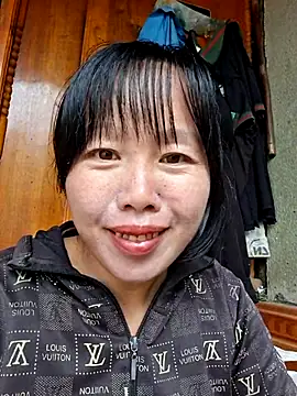 helenzz online show from 11.14.25