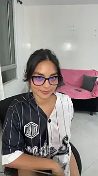 Selene Wings22 online show from 04.08.26