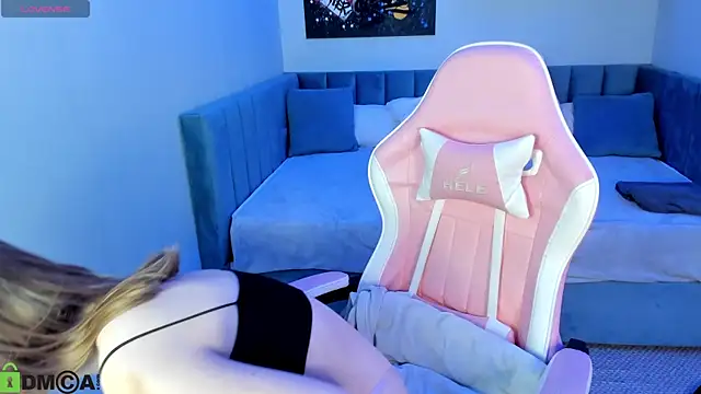 Kate Jamess online show from 10.06.25