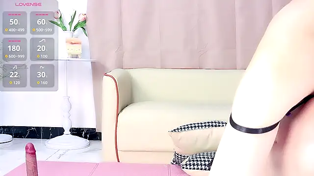 Nelly520 online show from 11.17.25