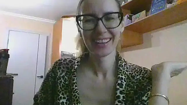 Norivann online show from 10.21.25