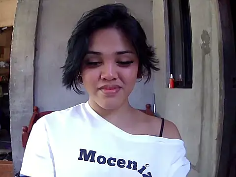 Yuriidelaveigne online show from 02.25.26