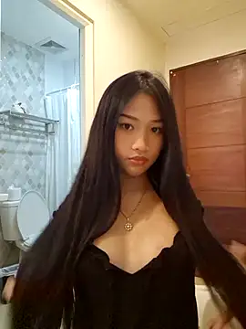 Bunny72772 online show from 11.11.25