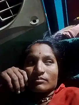 Pooja6060 online show from 10.26.25