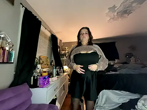 88heygirlhey88 online show from 11.05.25