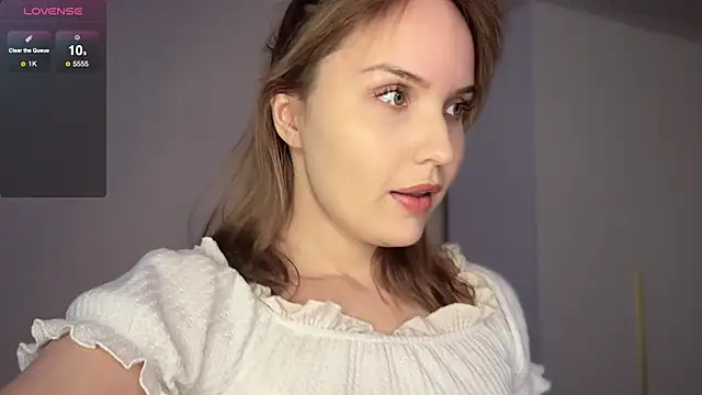 catherine  meow online show from 11.15.25