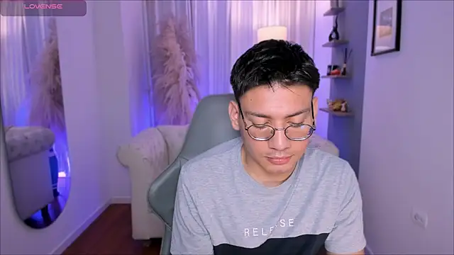 marcuswildx online show from 12.18.25