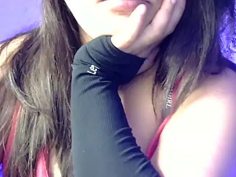 Aaliya02 online show from 04.04.26