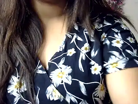 Aaliya02 online show from 06.04.26