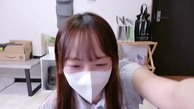 saku sakura  online show from 10.08.25