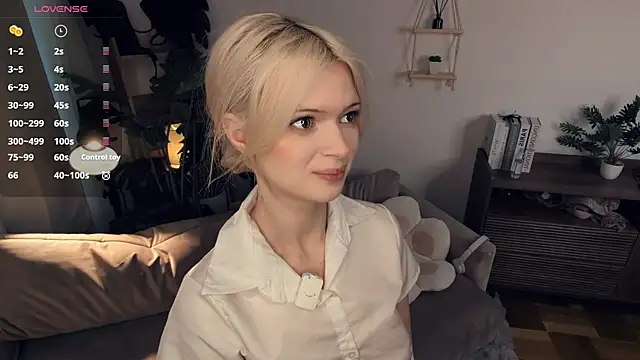 LaureMestler online show from 04.17.26