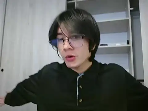 Snapshot of Matti_Mendez_ chatting on 06.23.26 Matti Mendez online show from 06.23.26