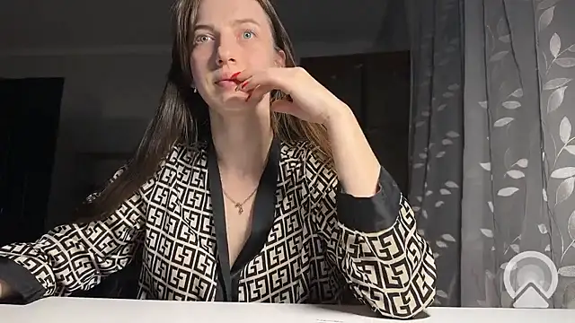 Prettyyy Angel online show from 01.18.26