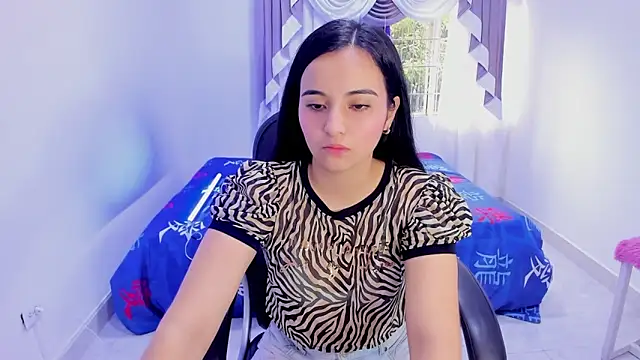 Naomii Doll online show from 10.03.25