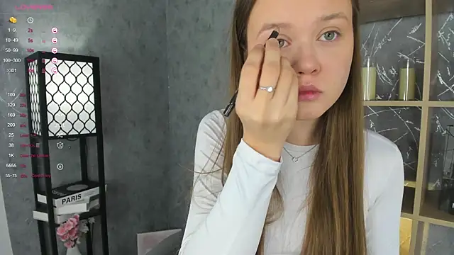 ElenoreReth online show from 11.24.25