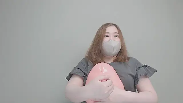 Snapshot of Hina_pipi_JP chatting on 09.23.25 Hina pipi JP online show from 09.23.25