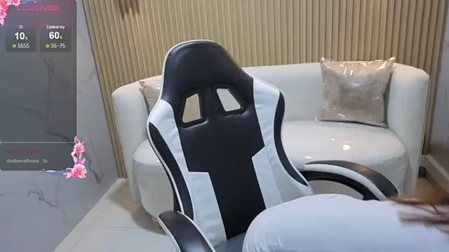 Skyler Gracee Tx online show from 11.13.25