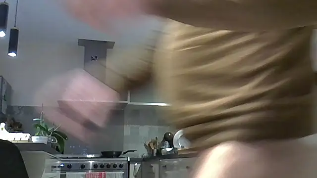 Snapshot of Roccobis chatting on 11.29.25 Roccobis online show from 11.29.25