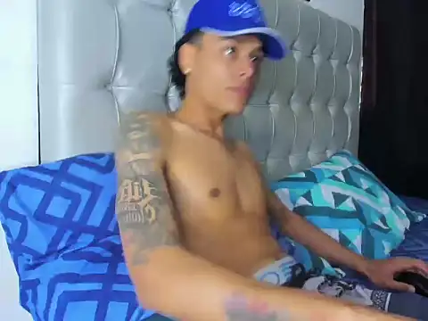 Frayhot777 online show from 09.30.25