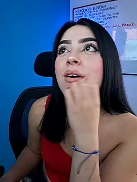 Snapshot of Zafira_ chatting on 11.13.25 Zafira online show from 11.13.25