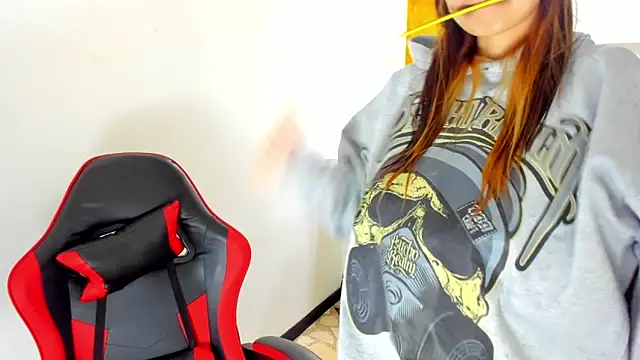 lala clark online show from 02.06.26