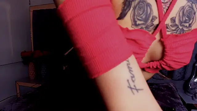 Snapshot of Candy_dim chatting on 10.09.25 Candy dim online show from 10.09.25