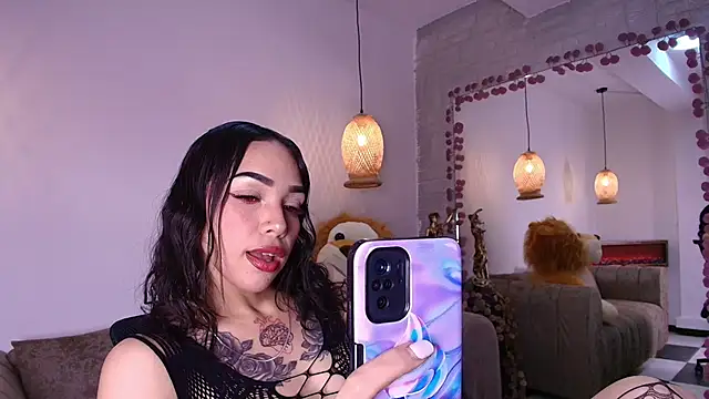 Snapshot of Candy_dim chatting on 11.28.25 Candy dim online show from 11.28.25