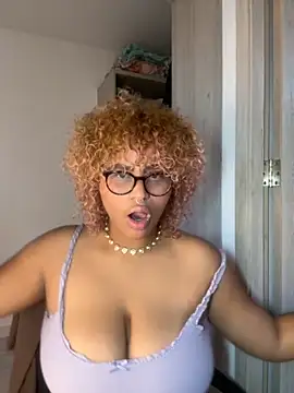 niki wild18 online show from 10.05.25