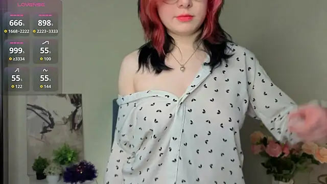 NyamNyamNyammm online show from 11.04.25