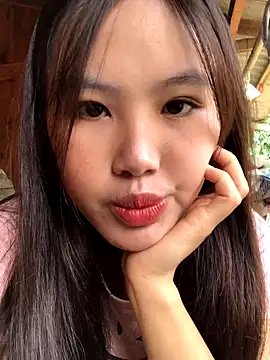 Snapshot of Mai_lovely chatting on 11.16.25 Mai lovely online show from 11.16.25