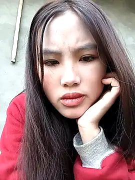 Snapshot of Mai_lovely chatting on 11.20.25 Mai lovely online show from 11.20.25