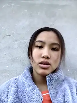 Snapshot of Mai_lovely chatting on 11.30.25 Mai lovely online show from 11.30.25