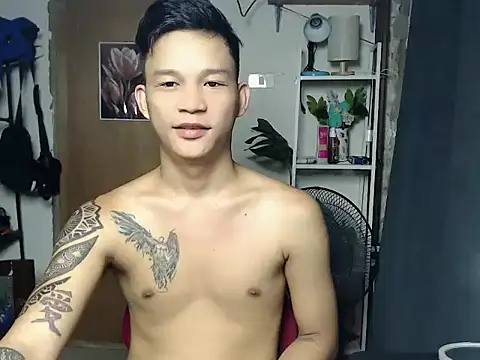 Snapshot of asianmonstercock05 chatting on 05.14.26 asianmonstercock05 online show from 05.14.26