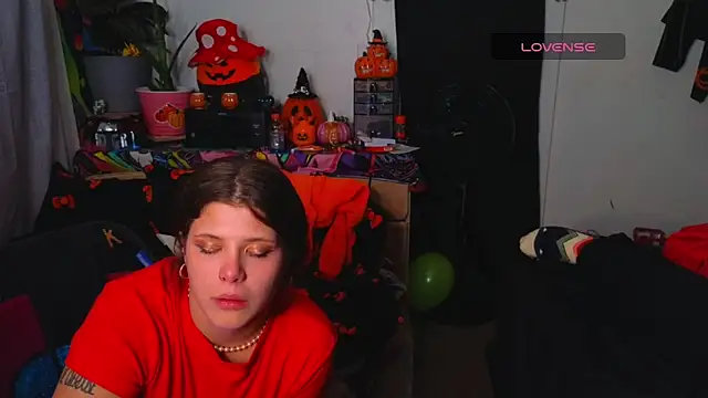 xofrankiefinexo online show from 10.19.25