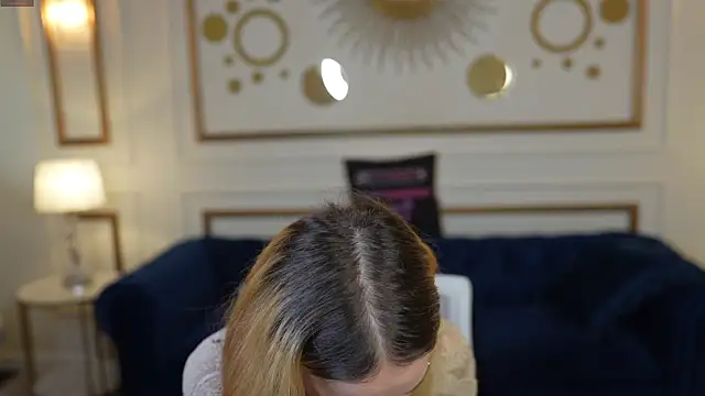 Luchi Sun online show from 10.22.25