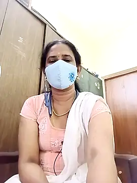 Snapshot of tamil_Boomika chatting on 04.22.26 tamil Boomika online show from 04.22.26