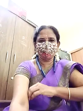 Snapshot of tamil_Boomika chatting on 04.23.26 tamil Boomika online show from 04.23.26