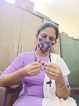 Snapshot of tamil_Boomika chatting on 06.16.26 tamil Boomika online show from 06.16.26