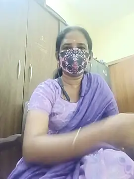 Snapshot of tamil_Boomika chatting on 06.25.26 tamil Boomika online show from 06.25.26