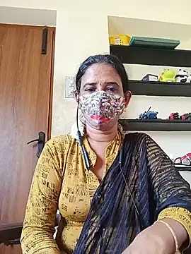 Snapshot of tamil_Boomika chatting on 07.16.26 tamil Boomika online show from 07.16.26