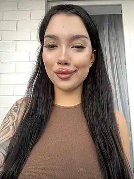 kiss Lissa online show from 11.29.25