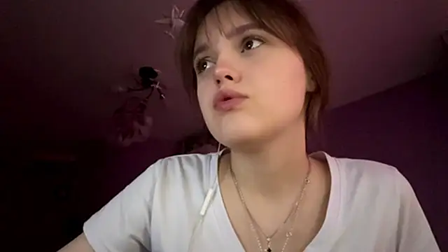 Snapshot of ShannanJou chatting on 10.10.25 ShannanJou online show from 10.10.25
