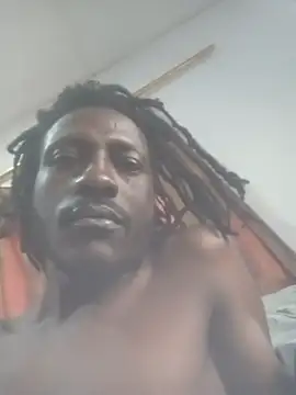 Snapshot of FilmableAntonym chatting on 11.25.25 FilmableAntonym online show from 11.25.25