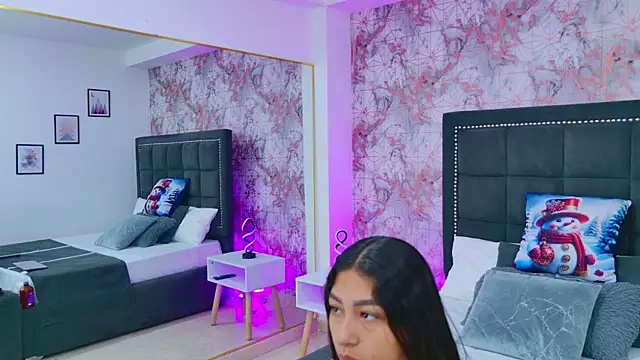 Aliss Star online show from 11.21.25